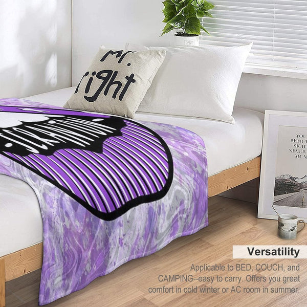University of Scranton Lips Wrinkle-free Throw Blanket