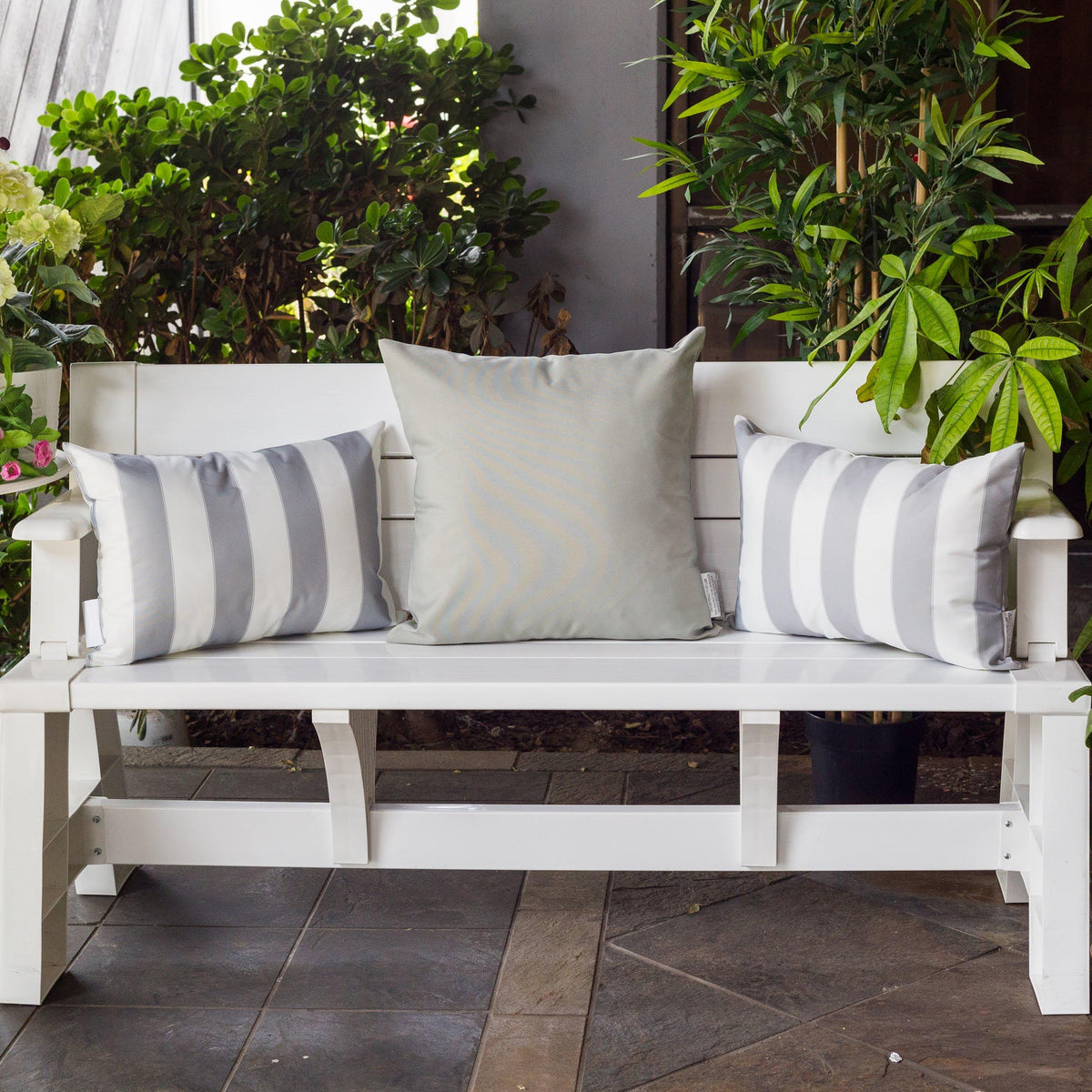 Horizon Stripe Pillow 14