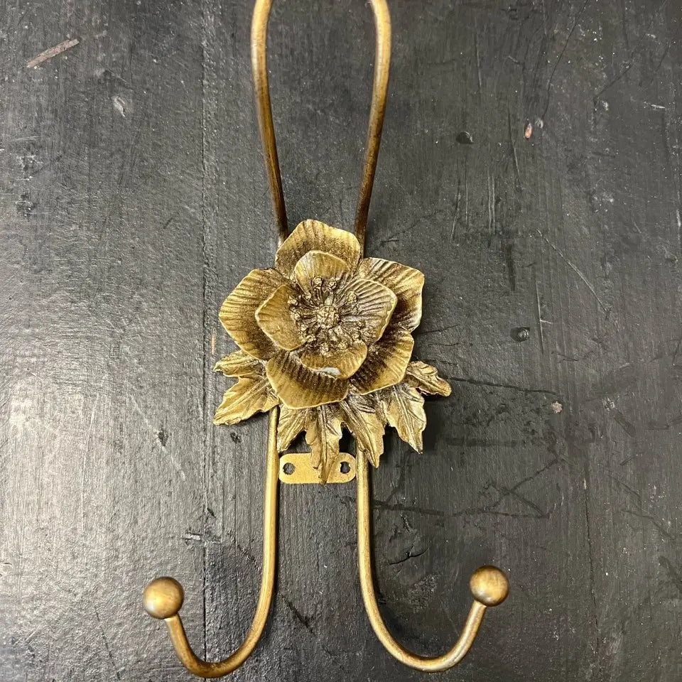 IRON FLOWER HOOK