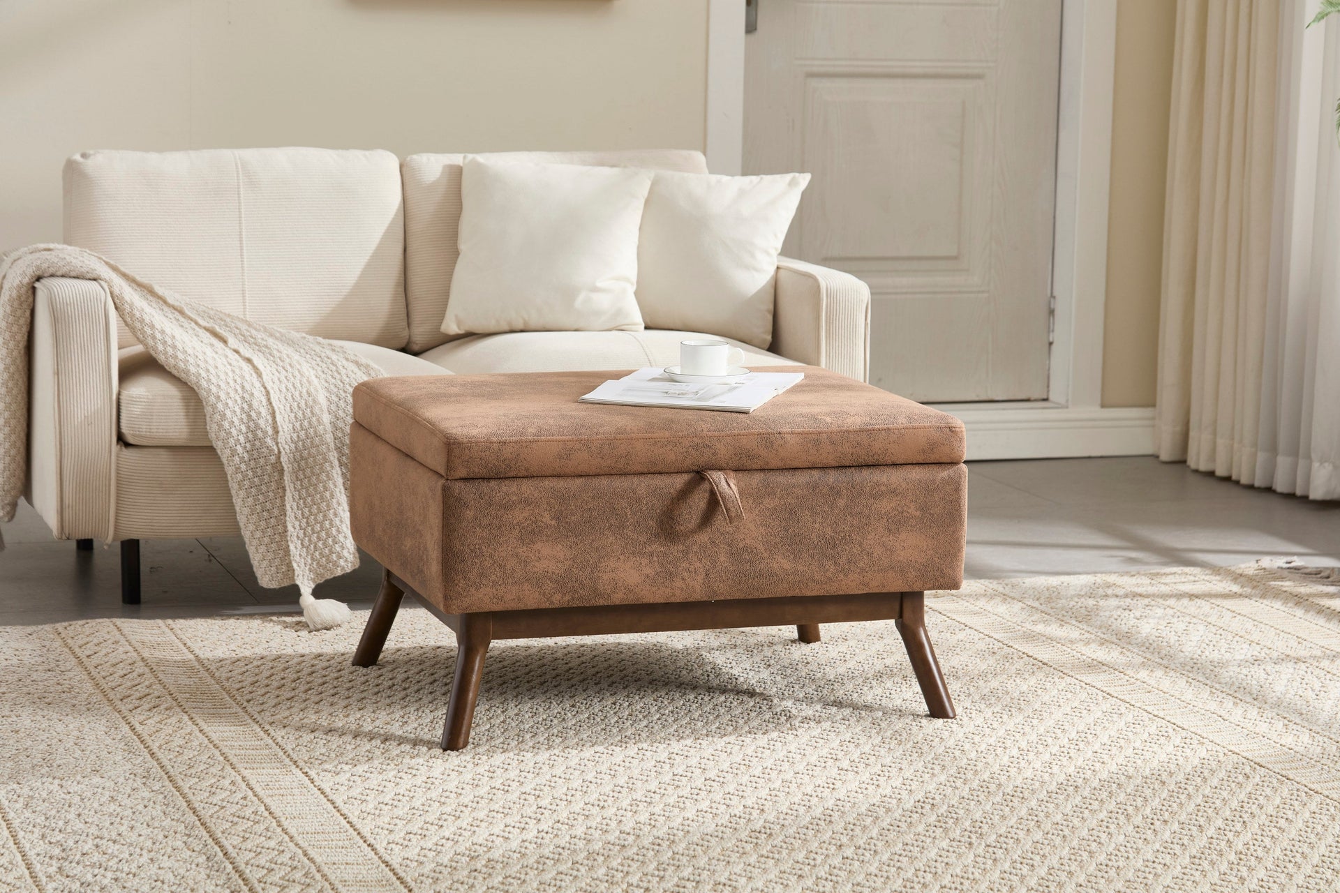 Mid-century modern square coffee table storage bench, assembled, suitable for living room, entryway and family room, used as a coffee table, stirrups, shoe bench