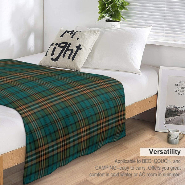FITZSIMMONS (Fitzsimons) Tartan  Historic Irish Family Name Plaid Design Throw Blanket