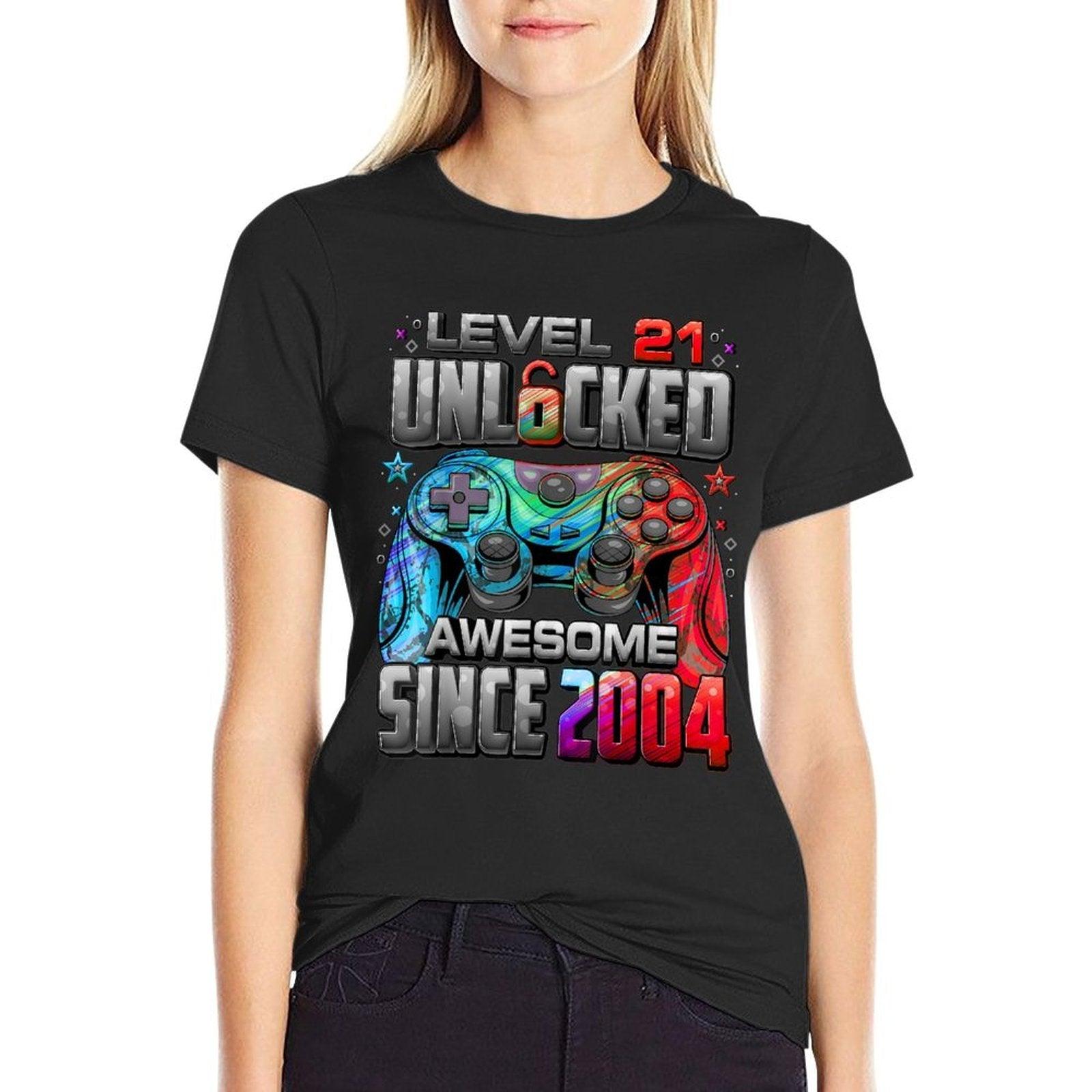 Level 21 Unlocked Awesome Since 2004 21st Birthday Gaming T-Shirt