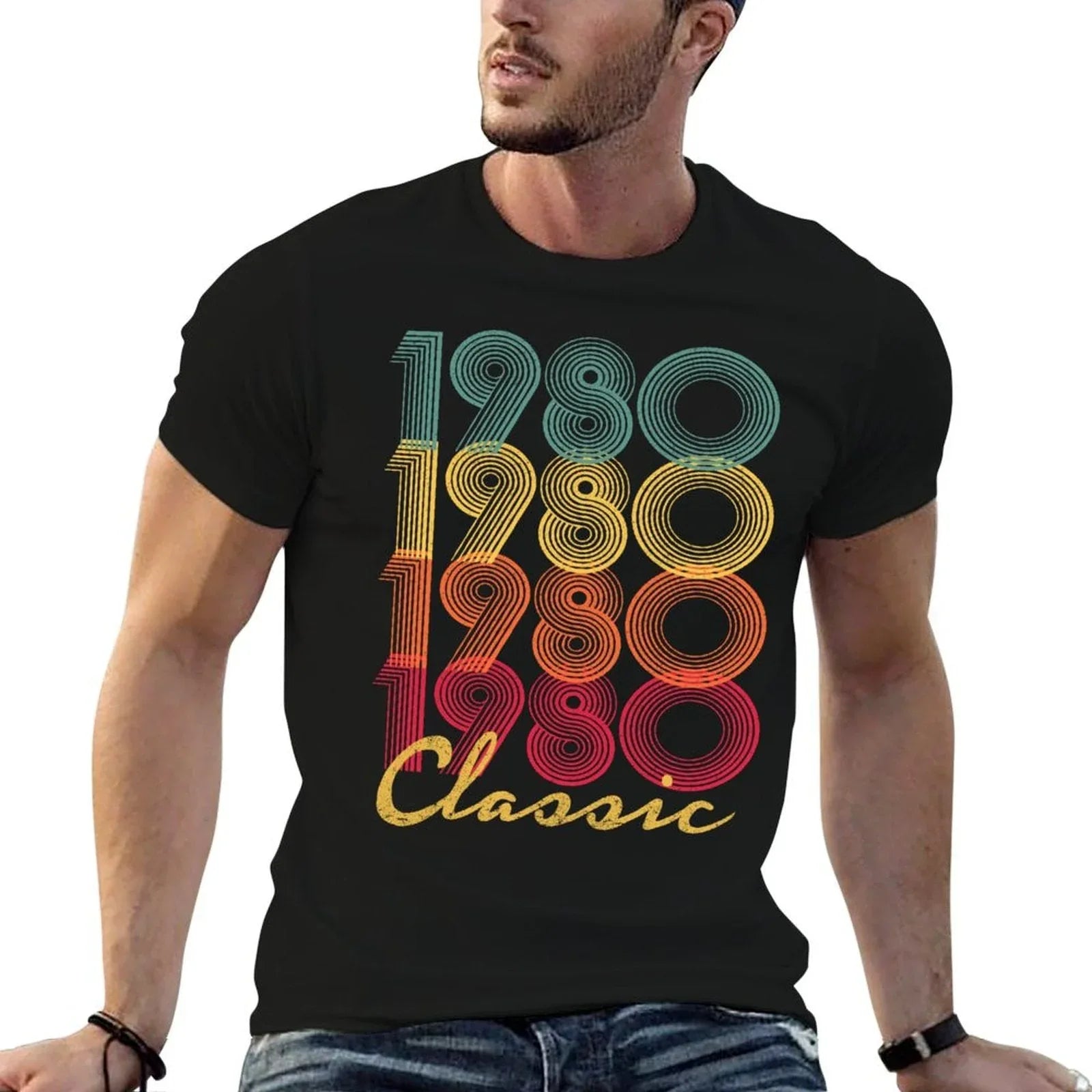 1980 40th Birthday Gift Vintage Retro Men Women 40 Years Old  Tagless Design T-Shirt