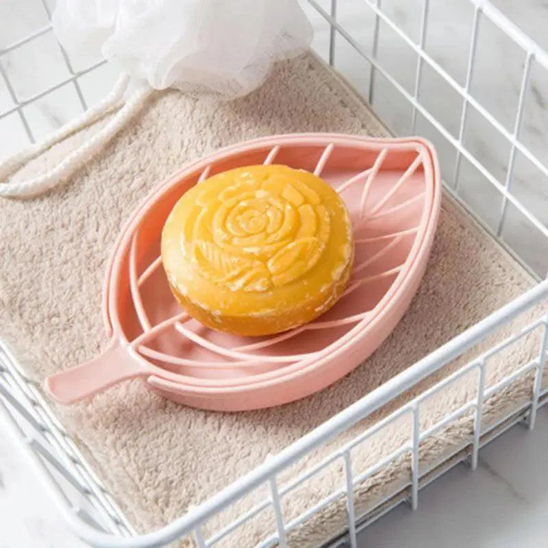 Bathroom Accessories Dish Plate Case Home Shower Leaf Shape Holder Container Soap Box Plastic Soap Box Dispenser Soap Rack Soap Dishes Leaf-Shaped Shower Soap Bar Holder With Draining Tray Fashionable Soap Dishes For Shower Kitchen