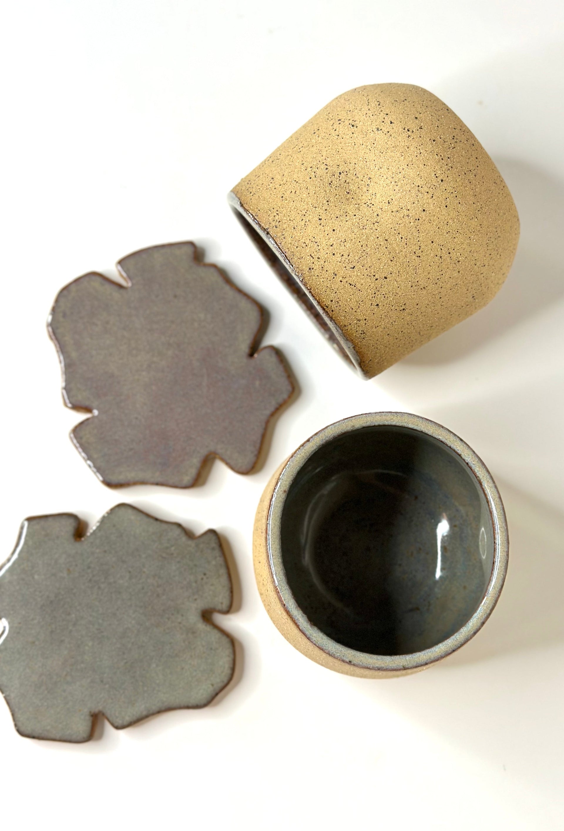 MUSHROOM CUPS SET (2 cups + 2 Flower coasters)