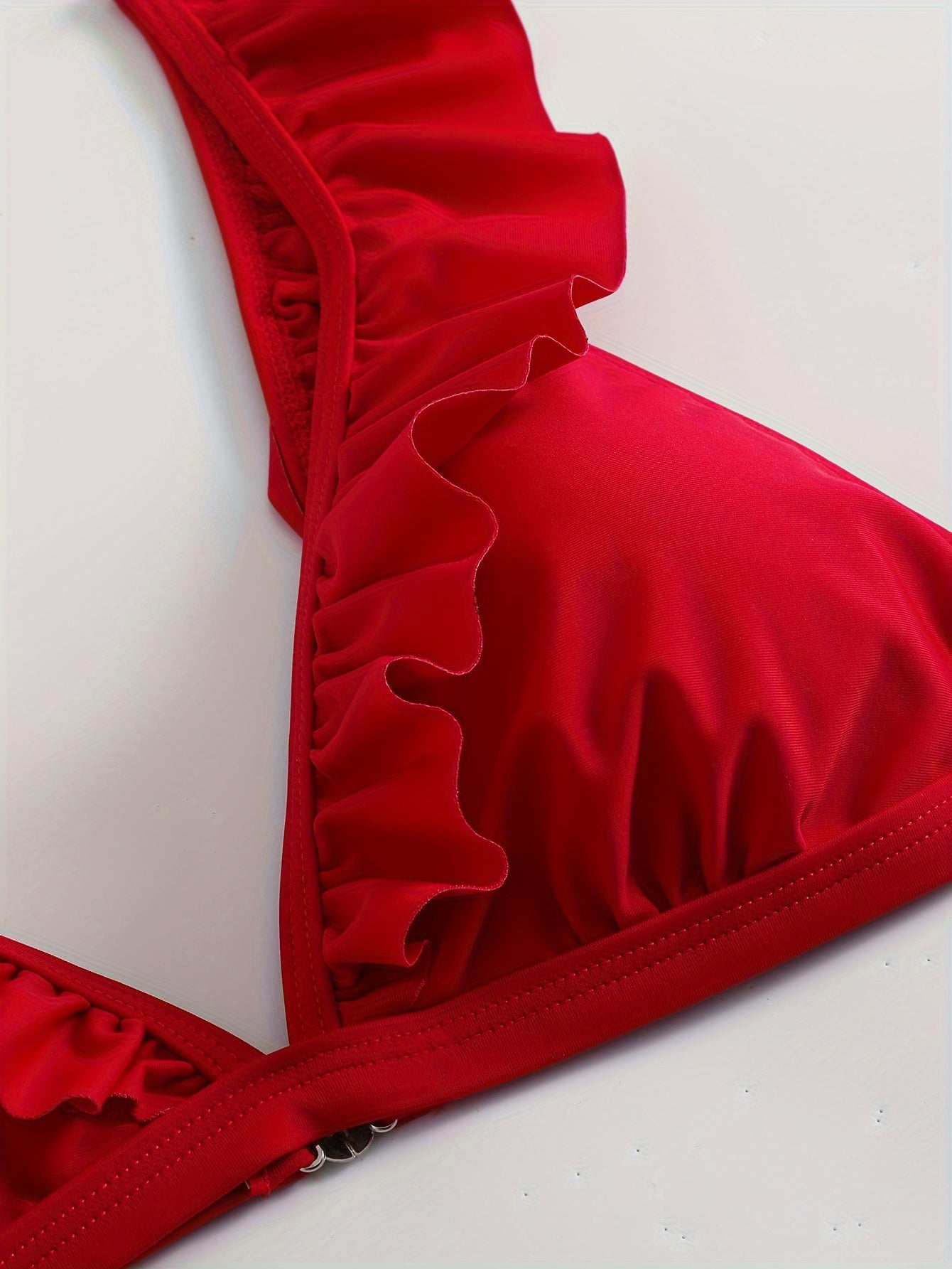 New Elegance Curve V-Neck Bikini Set – Sleek Solid Color High Waist Swimsuit with High-Cut Leg and Delicate Lettuce Trim – Stretch Comfort and Easy-Care Two-Piece Swimwear for Women’s Poolside Style