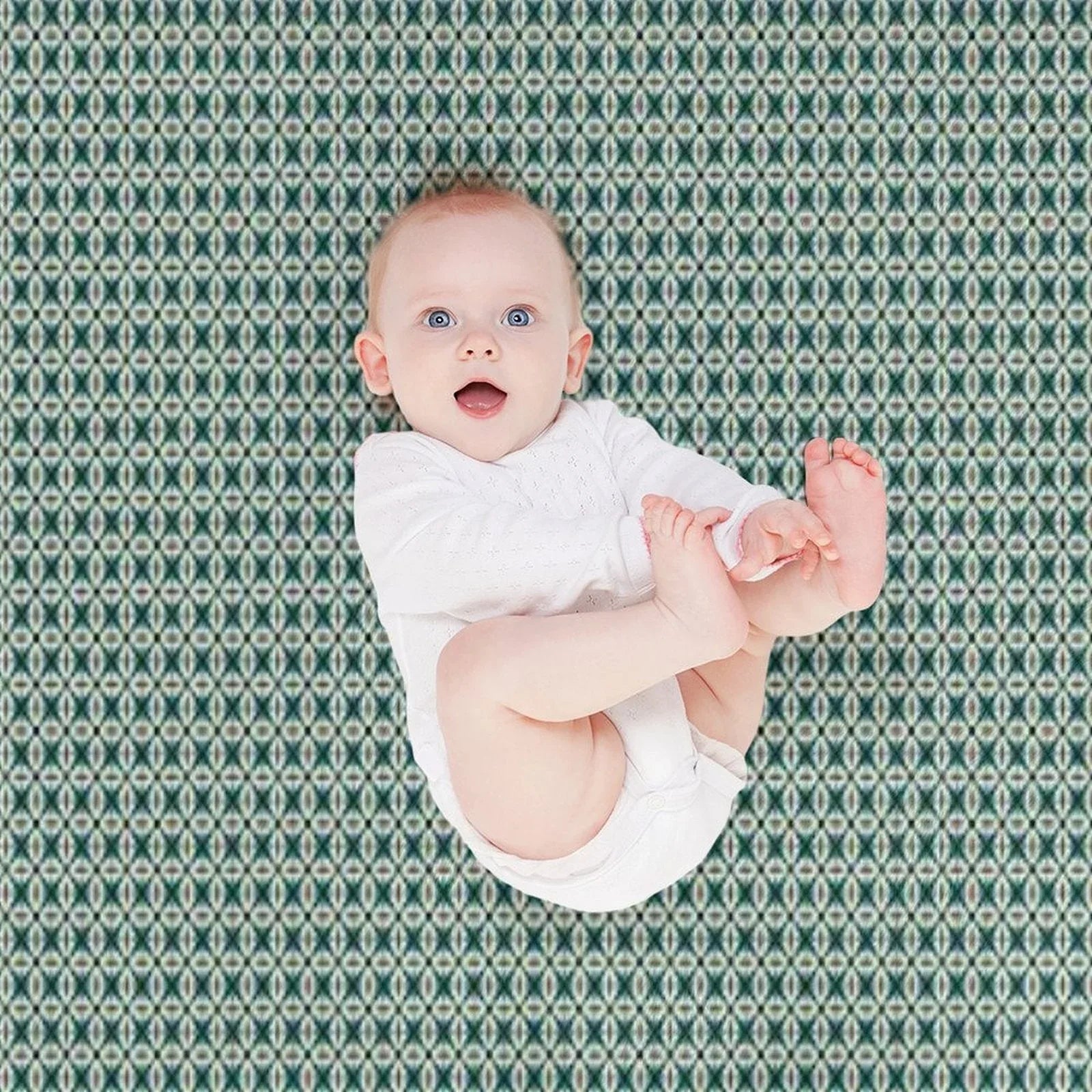 Tiny Diamond Petals in Green Throw Blanket