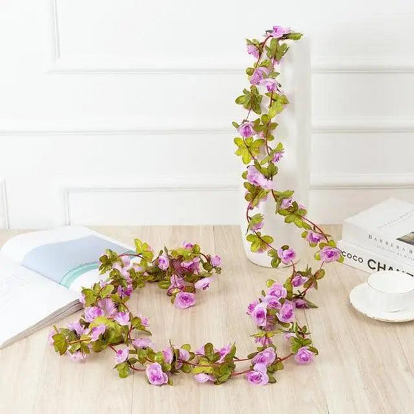 Beautifully Designed 250CM Rose Artificial Flowers Christmas Garland for Wedding Home Room Decoration Spring Autumn Garden Arch Fake Plant Vine