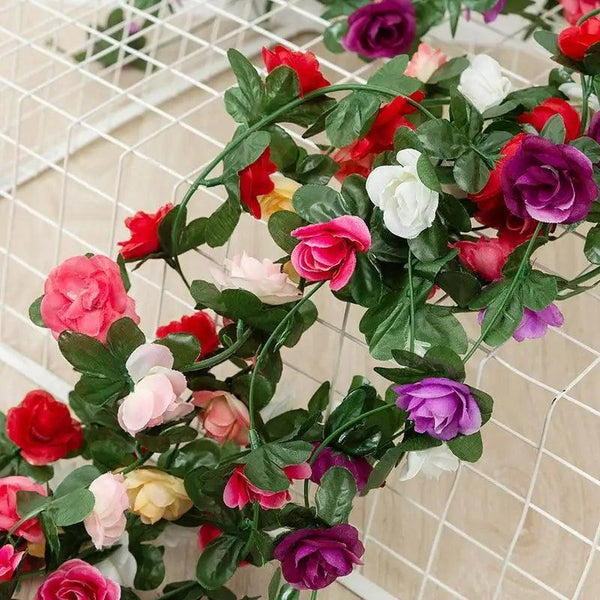 Beautifully Designed 250CM Rose Artificial Flowers Christmas Garland for Wedding Home Room Decoration Spring Autumn Garden Arch Fake Plant Vine