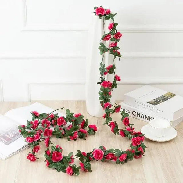 Beautifully Designed 250CM Rose Artificial Flowers Christmas Garland for Wedding Home Room Decoration Spring Autumn Garden Arch Fake Plant Vine