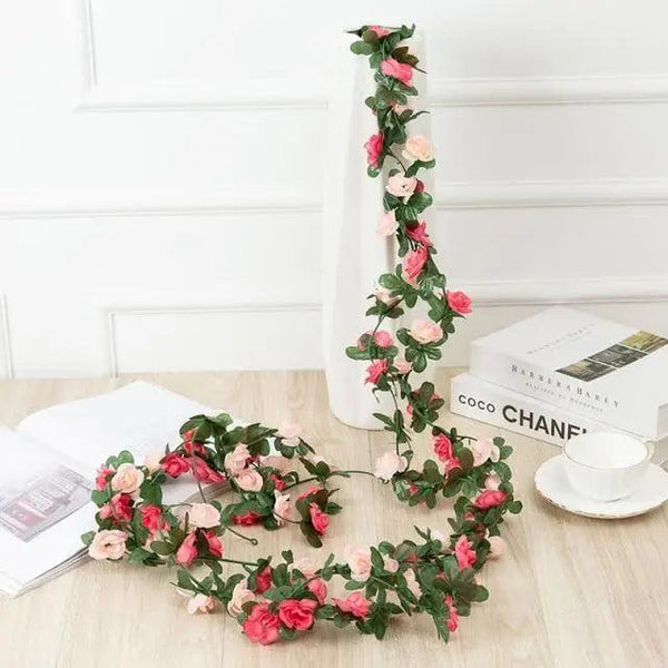 Beautifully Designed 250CM Rose Artificial Flowers Christmas Garland for Wedding Home Room Decoration Spring Autumn Garden Arch Fake Plant Vine