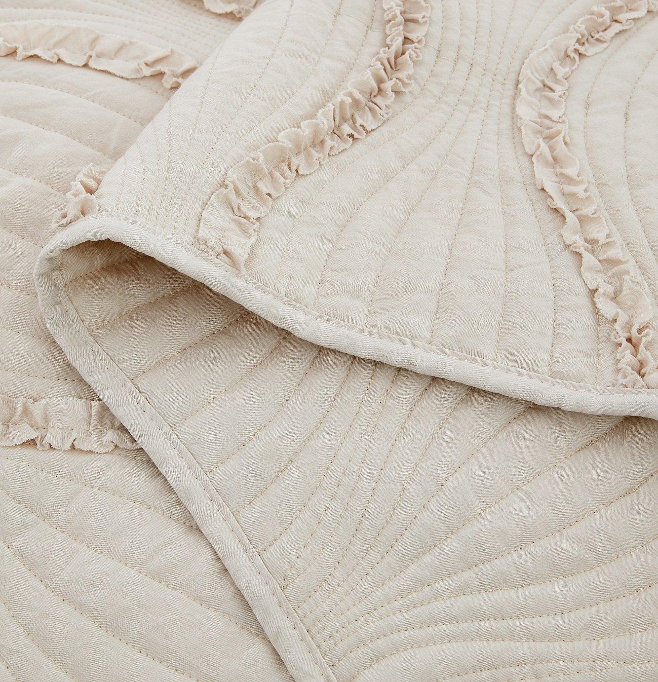 DaDa Bedding Soft Charming French Country Ruffles Quilted Cotton Bedspread Set - Ivory Cream Tan (JHW873)