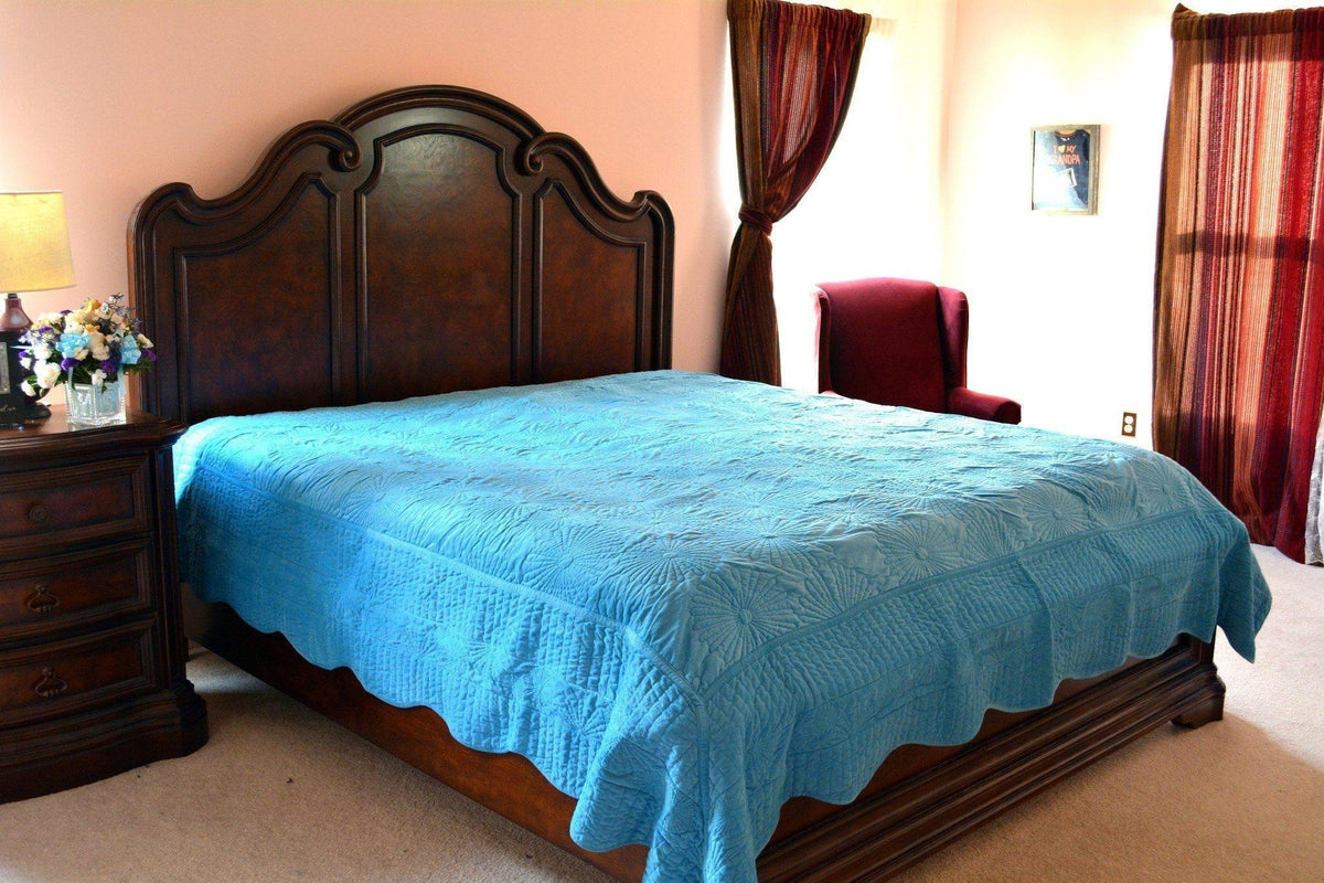 Tache Super Soft Blue Scalloped Coral Reef Quilted Fleece Bedspread Set (DXJ109013-2)
