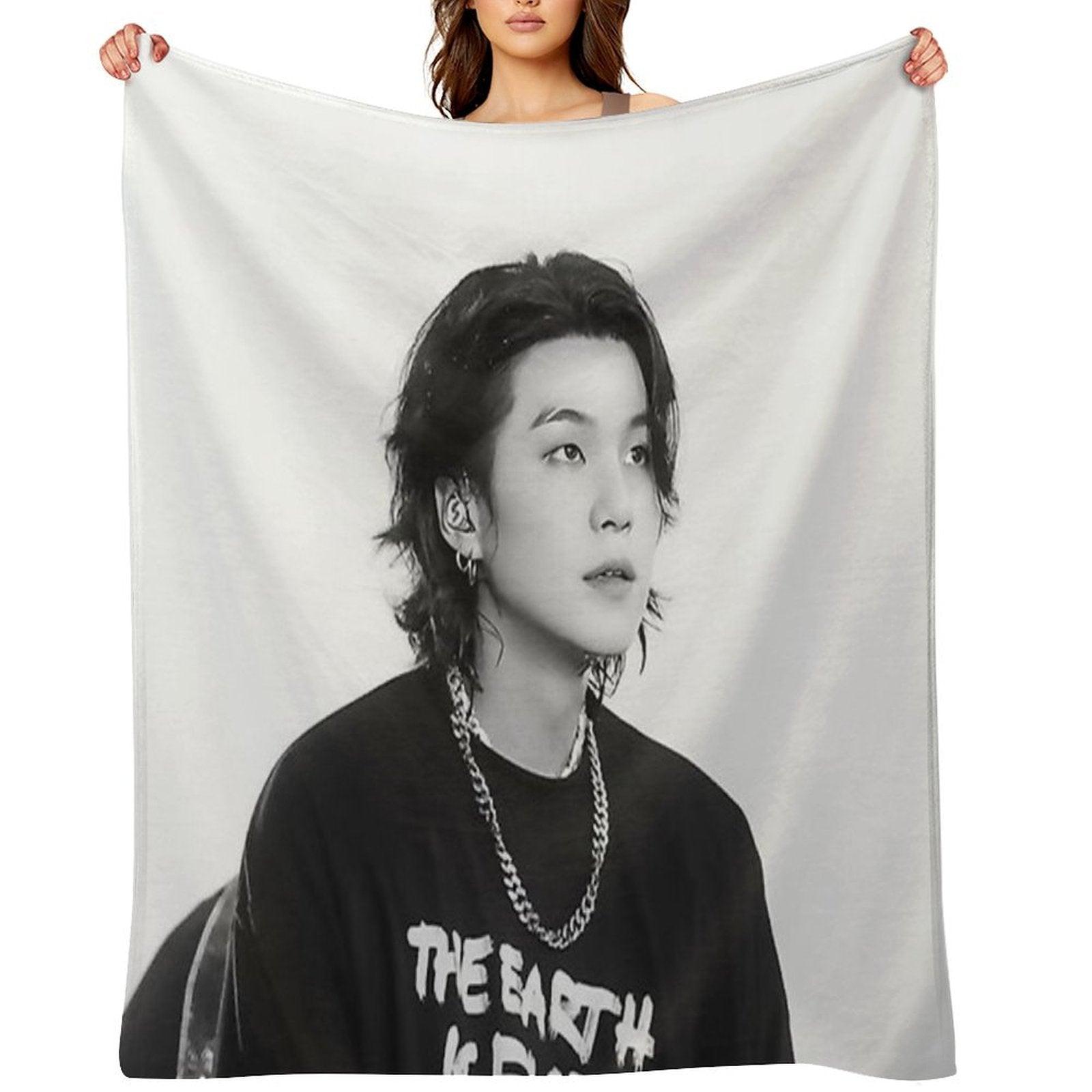 Yoongi Concert Throw Blanket