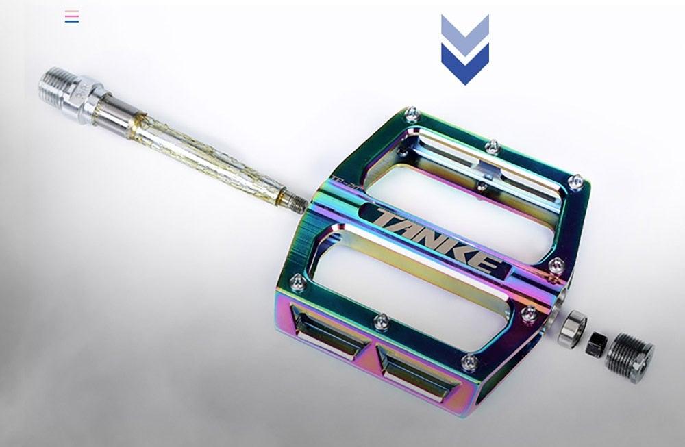 Bicycle pedals Ultralight Aluminum Alloy Colorful Hollow Anti-Skid Bearing Mountain Bike Foot pedal Pedals Aluminum Road Bike Pedals Sealed Bearing Bicycle Lightweight Platform Flat Pedals For Road Bikes