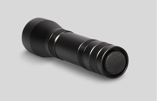 Black Light Flashlight UV Flashlight Super Bright LED Tactical Flashlights 1200 Lumen Rechargeable LED Zoomable UV Torch Waterproof Flashlight Lamp For Pet Urine Stains Detection/Camping