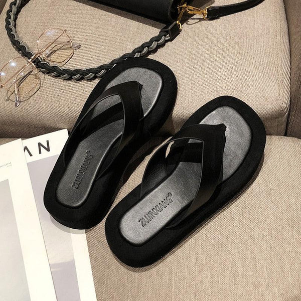Black White Thick Bottom Flip Flops Women Famous Design Clip Toe Slippers Platform Slides Beach Comfort Thong Style Flip Flops Sandals For Women With Arch Support For Comfortable Walk