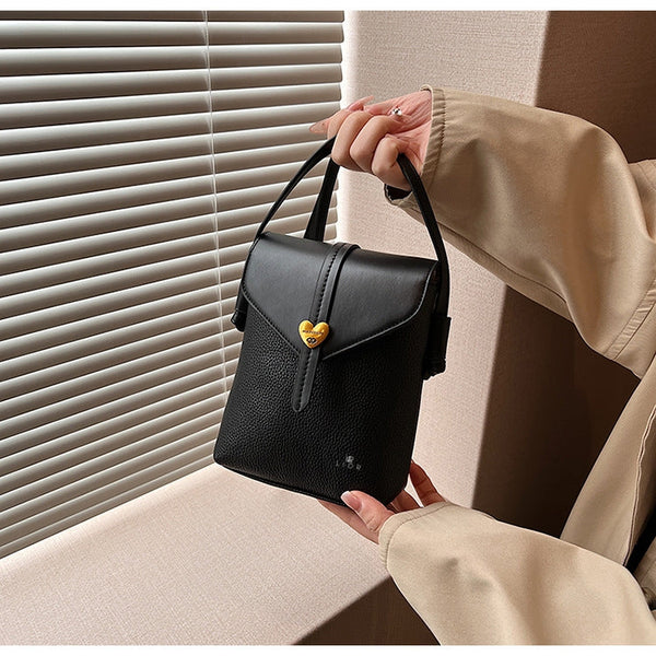 Vintage Fashion Heart Crossbody Shoulder Purse