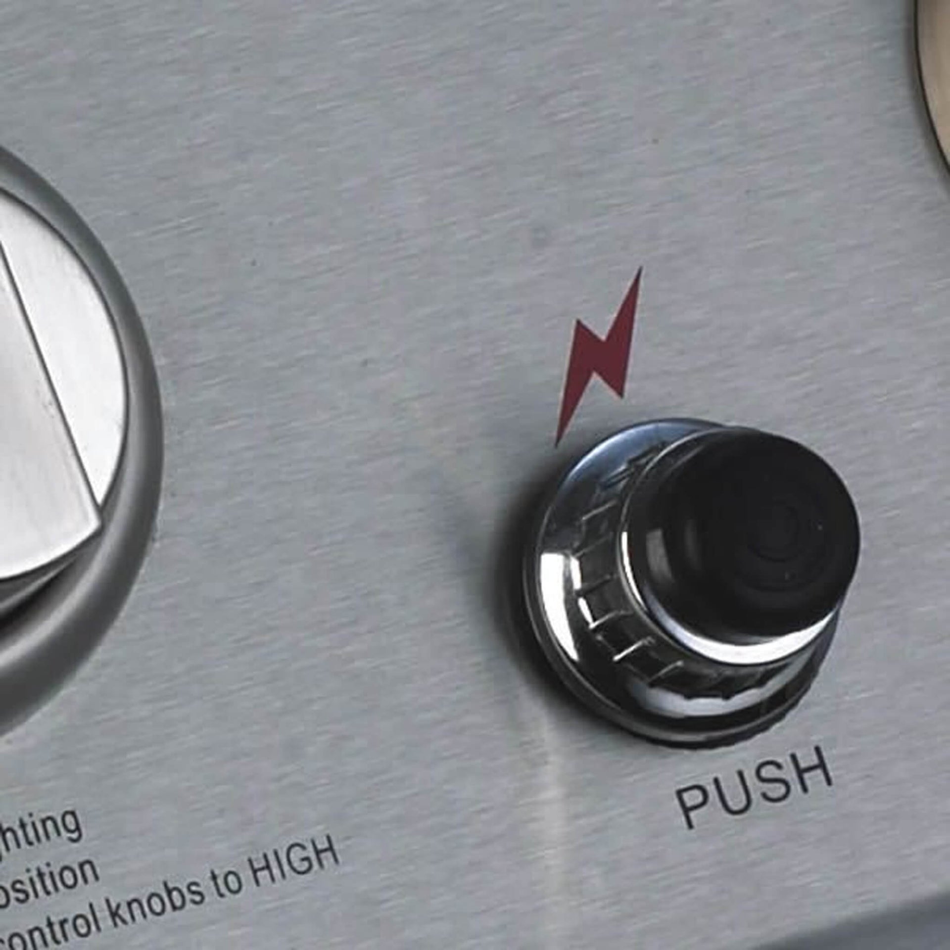 Broilmaster P4X Super Premium Cast Aluminum Gas Grill With Flare Busters (SAK84186)