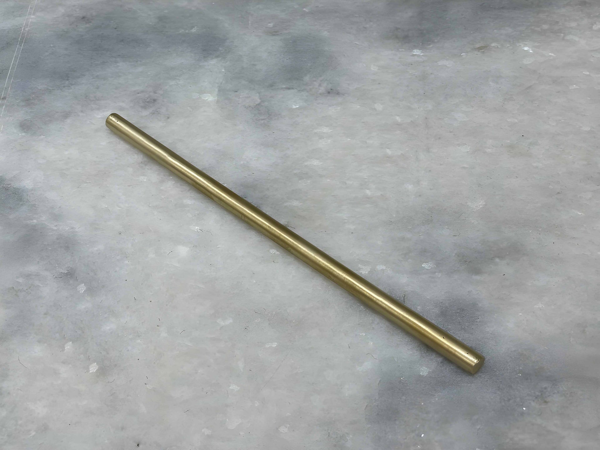 Victorian Brass Gallery Rail - Brushed Brass