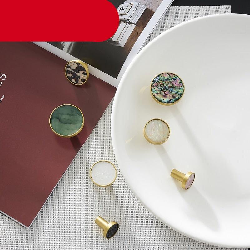 Brass Hooks Shell Nordic Pastoral White Gold Bathroom Indoor Kitchen Hallway Wall Clothes Hooks Wall Hangings Row Hooks Mounted Robe Clothes Hanger Wall Door Kitchen Hook Golden Hanging Wall Décor