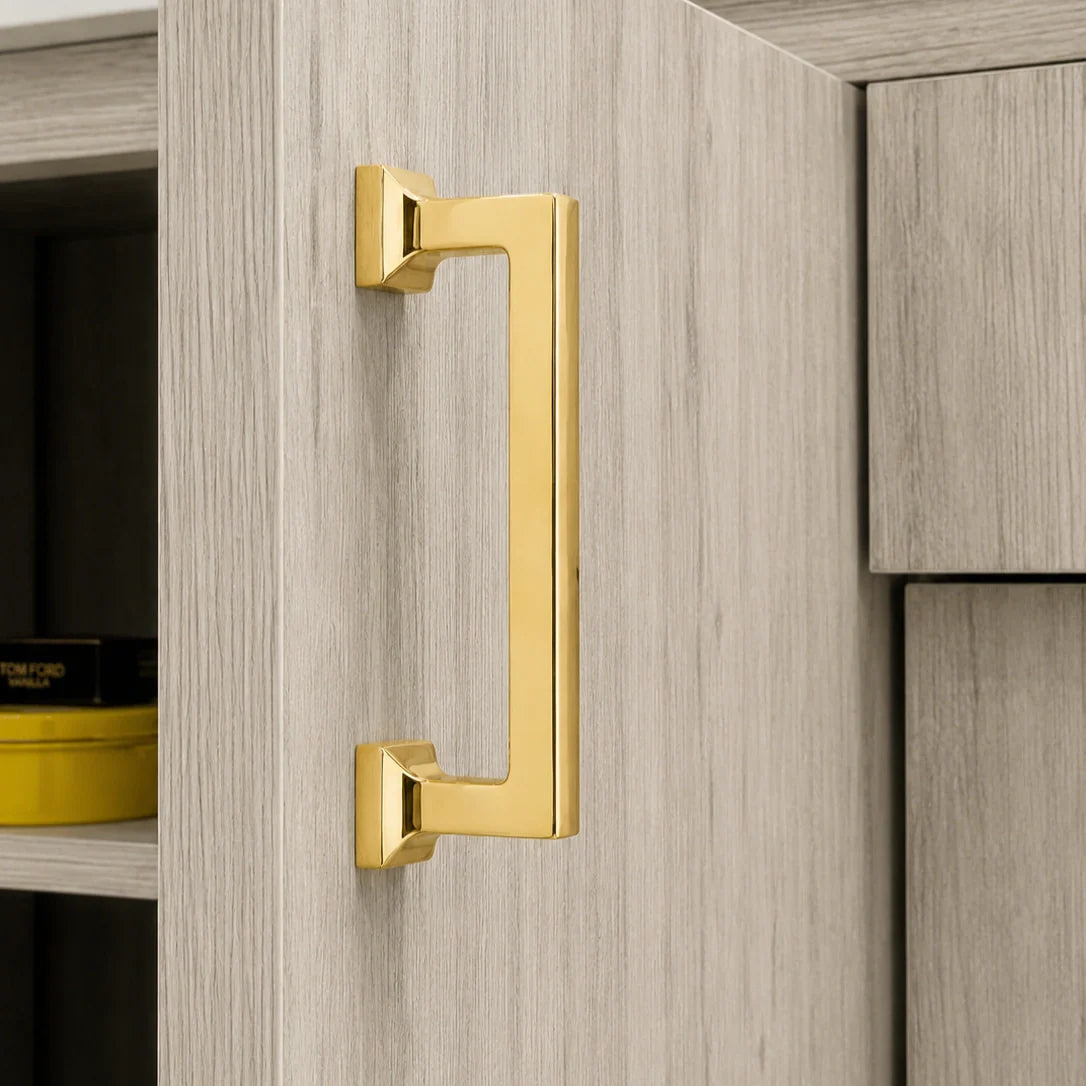 Heritage Cabinet Pulls - Unlacquered Brass Polished