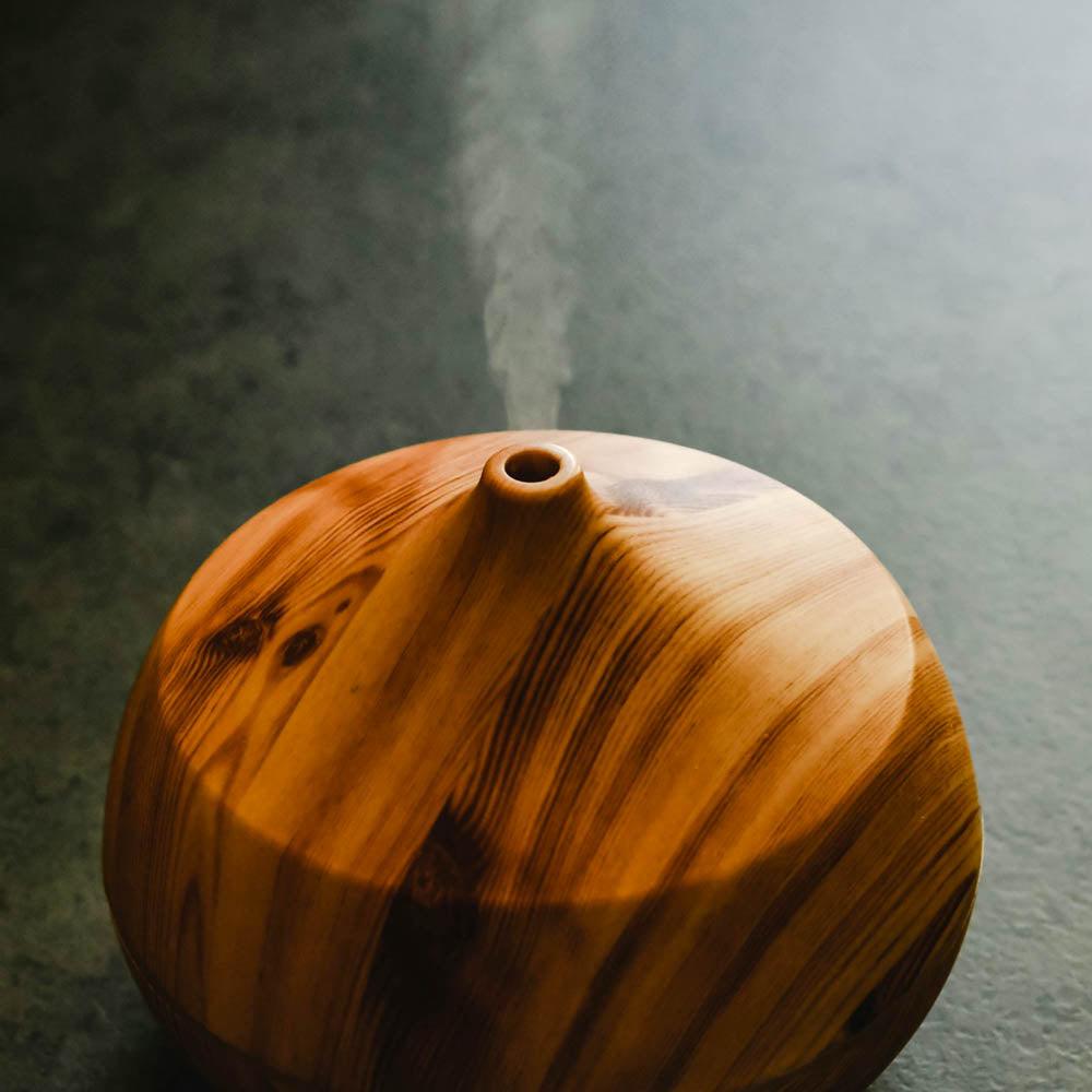 Yuletide Diffuser Oil - Juniper, Christmas Wreaths, Pine Trees, and Bonfire Smoke