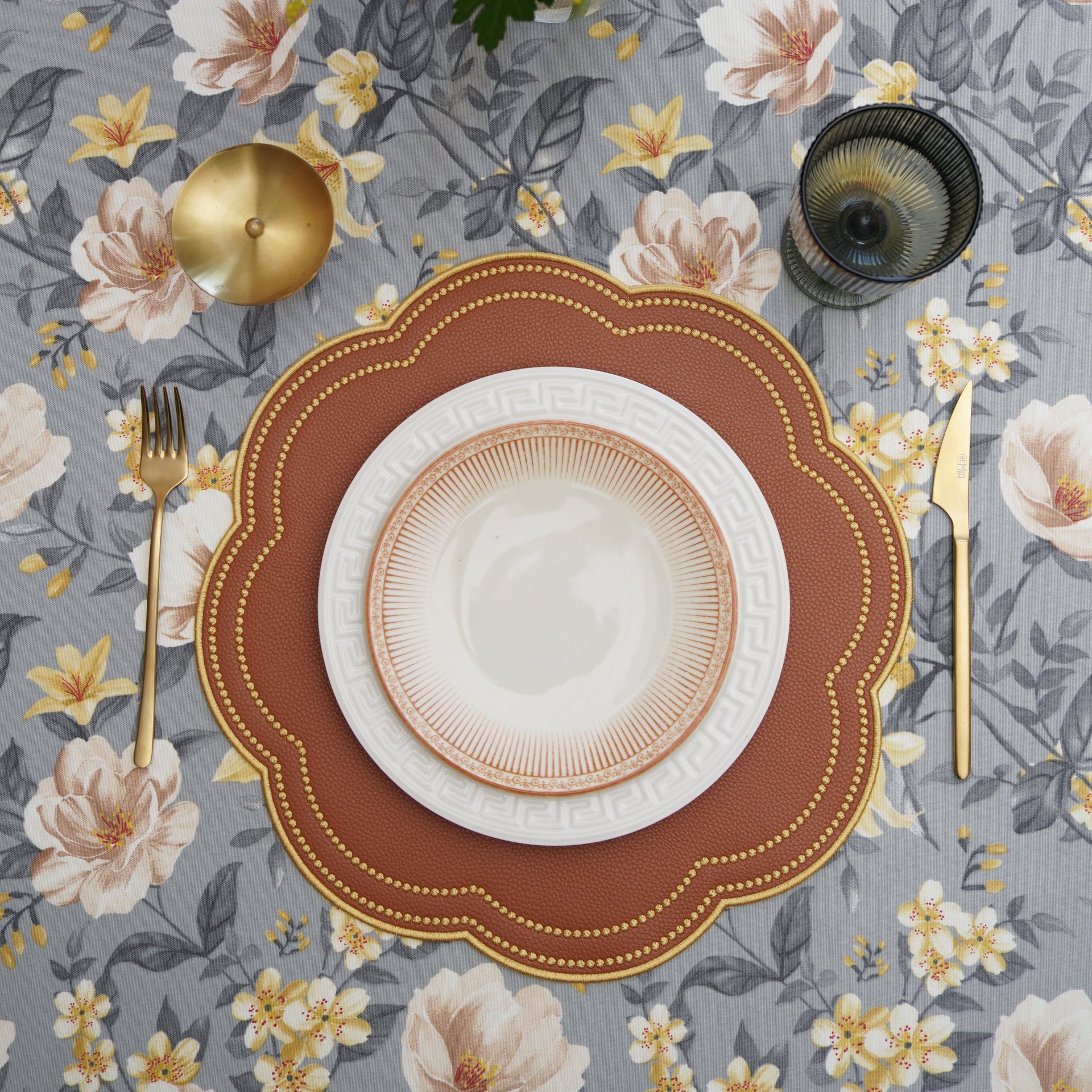 NURTURE BROWN GOLD SCALLOPED FAUX LEATHER PLACEMAT