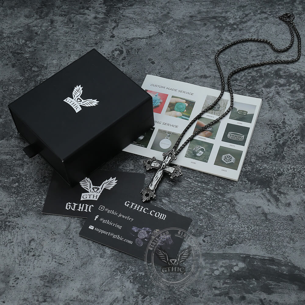 Budded Cross Stainless Steel Skull Pendant