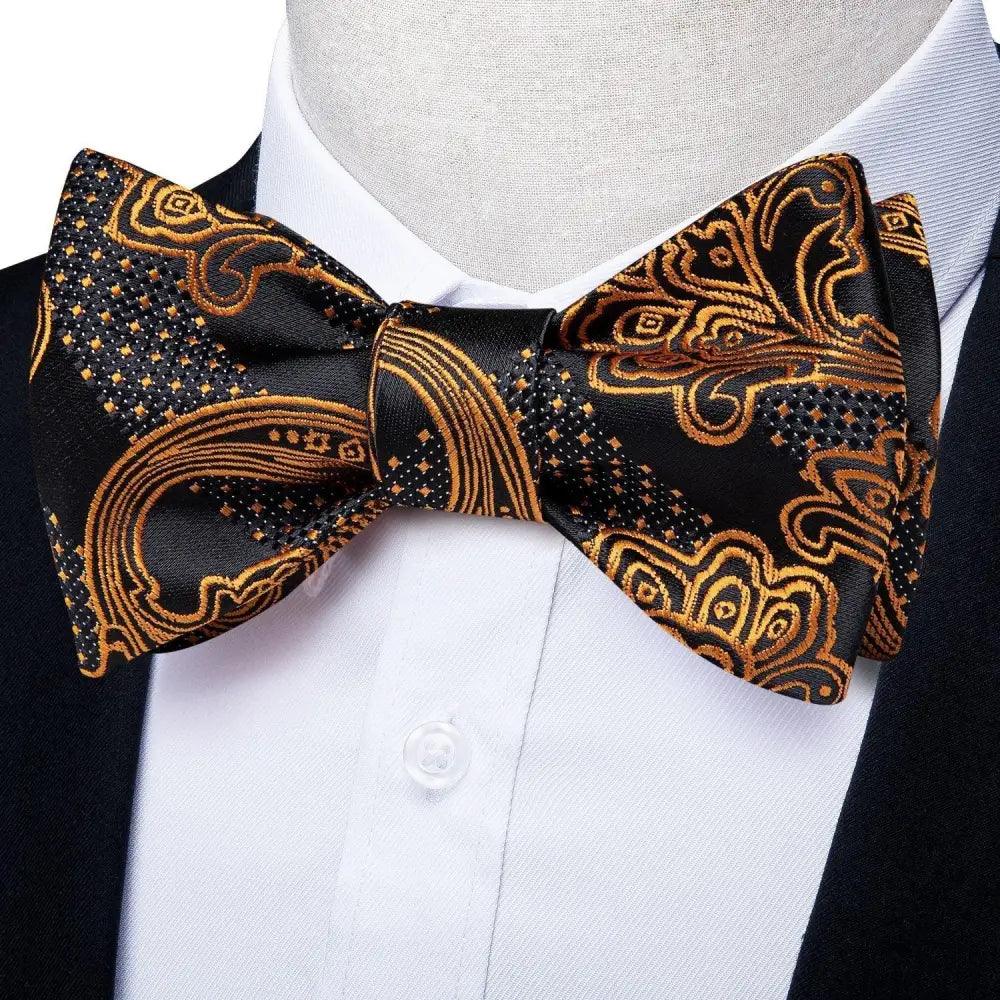 Business Elegant Gold Black Pattern Elegant Wedding Silk Bowtie Men Butterfly Fashion Bow Ties Pocket Square Classic Business Tuxedo Wedding Bowties Handkerchief Set