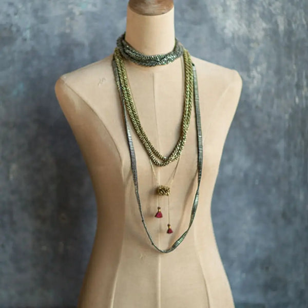 Female Torso Table Top Form With No Stand