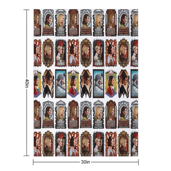 The Queen of Horror Story Shrink-resistant Throw Blanket