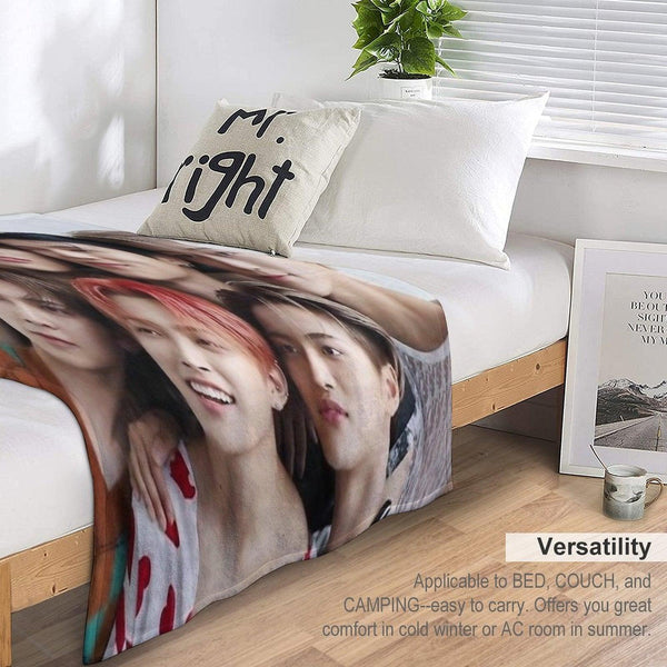 Ateez Throw Blanket