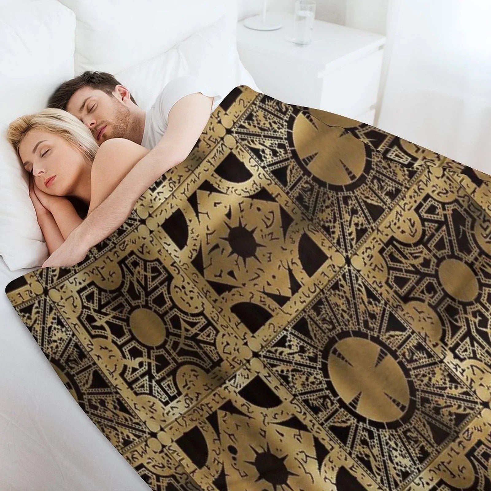 Lament Configuration Spread Throw Blanket