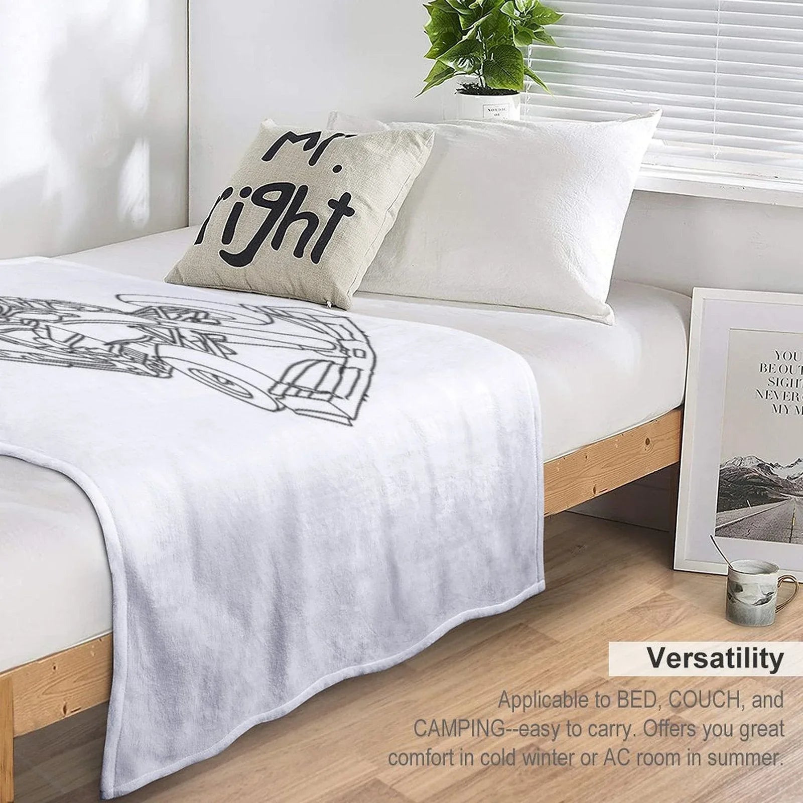 F1 Sketch Throw Blanket