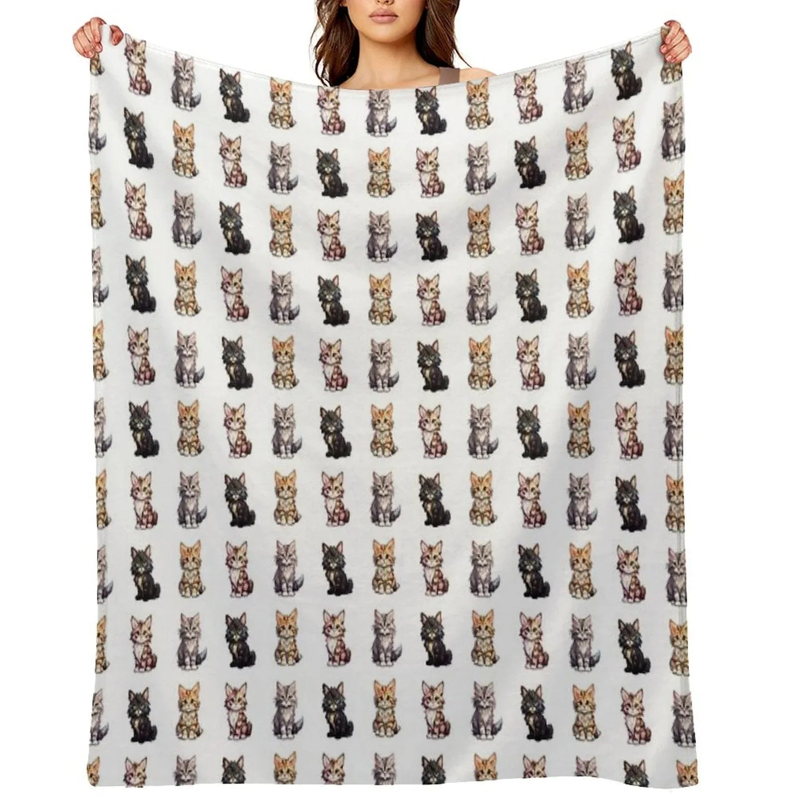 Cute Maine Coon Cats Throw Blanket