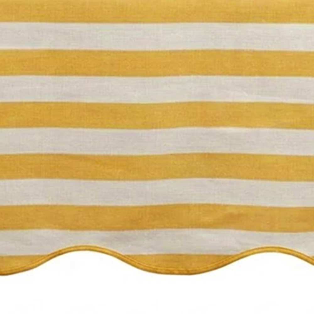 Scalloped Edge Tablecloth - Striped