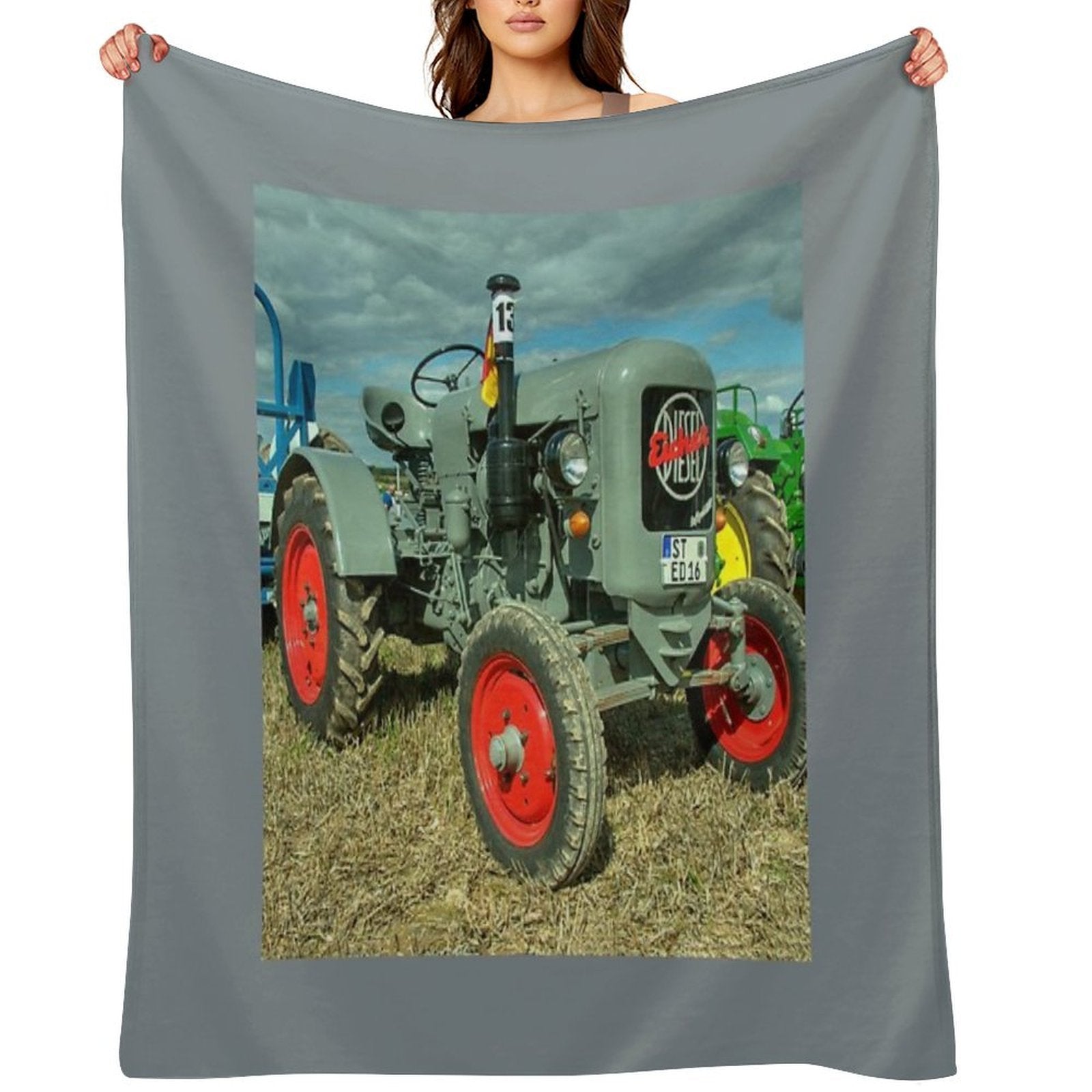 Eicher Diesel Tractor Machine-washable Throw Blanket