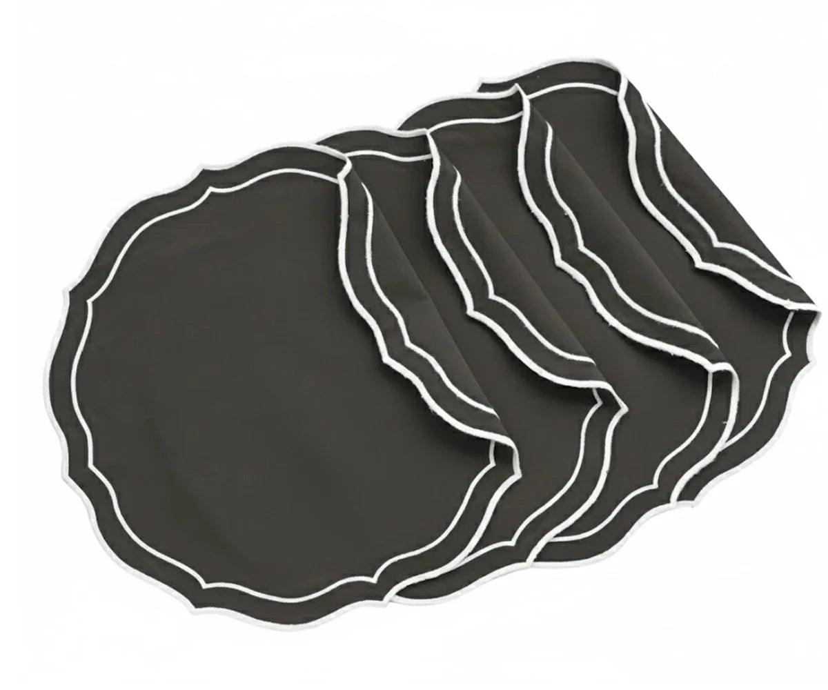 Round Scalloped Table Mats
