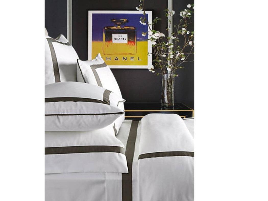 Flat Sheet 'Live to Tell'
