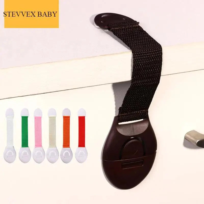 Child Lock Protection Of Children Locking Doors For Children's Safety Kids Safety Plastic Protection Safety Lock