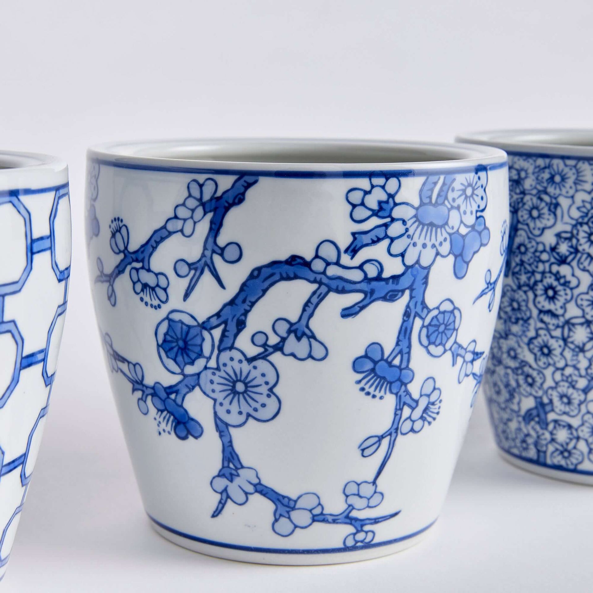 Chinoiserie Blue and White Pots with Floral and Geometric Patterns (Set of 4)
