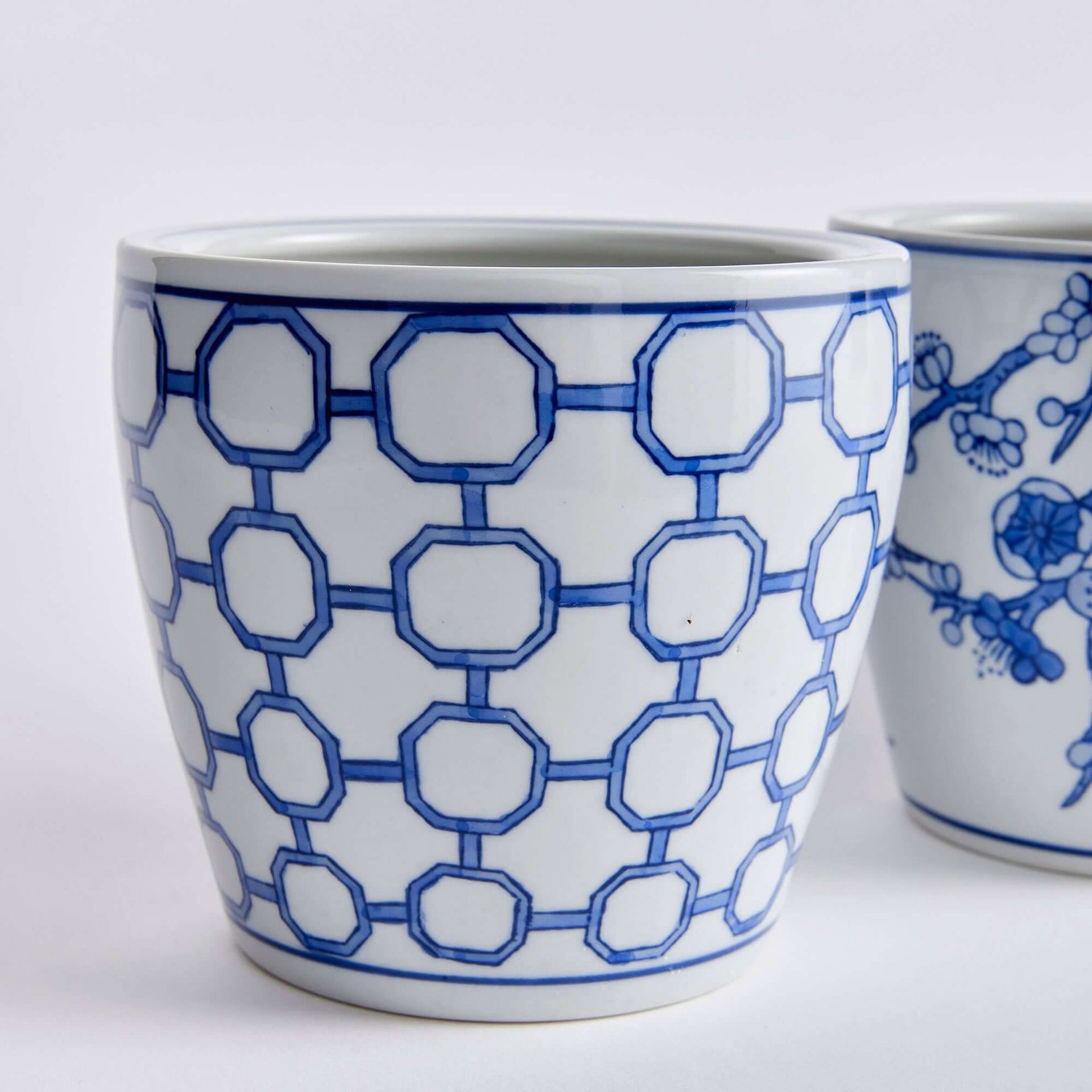 Chinoiserie Blue and White Pots with Floral and Geometric Patterns (Set of 4)