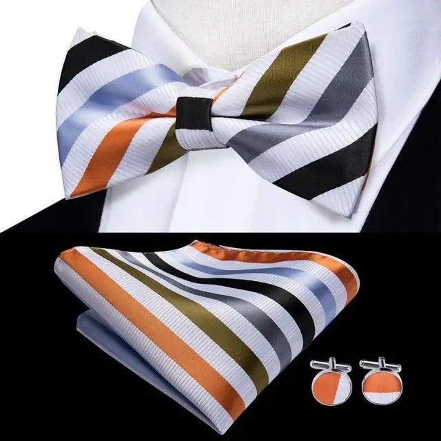 Classic Green Bow Ties Men Silk Butterfly Tie  With Pocket Square And Cufflinks Set For Men Elegant Design Wedding Party Bowties Solid Color Gentleman Bow Tie And Pocket Square Cufflink Set