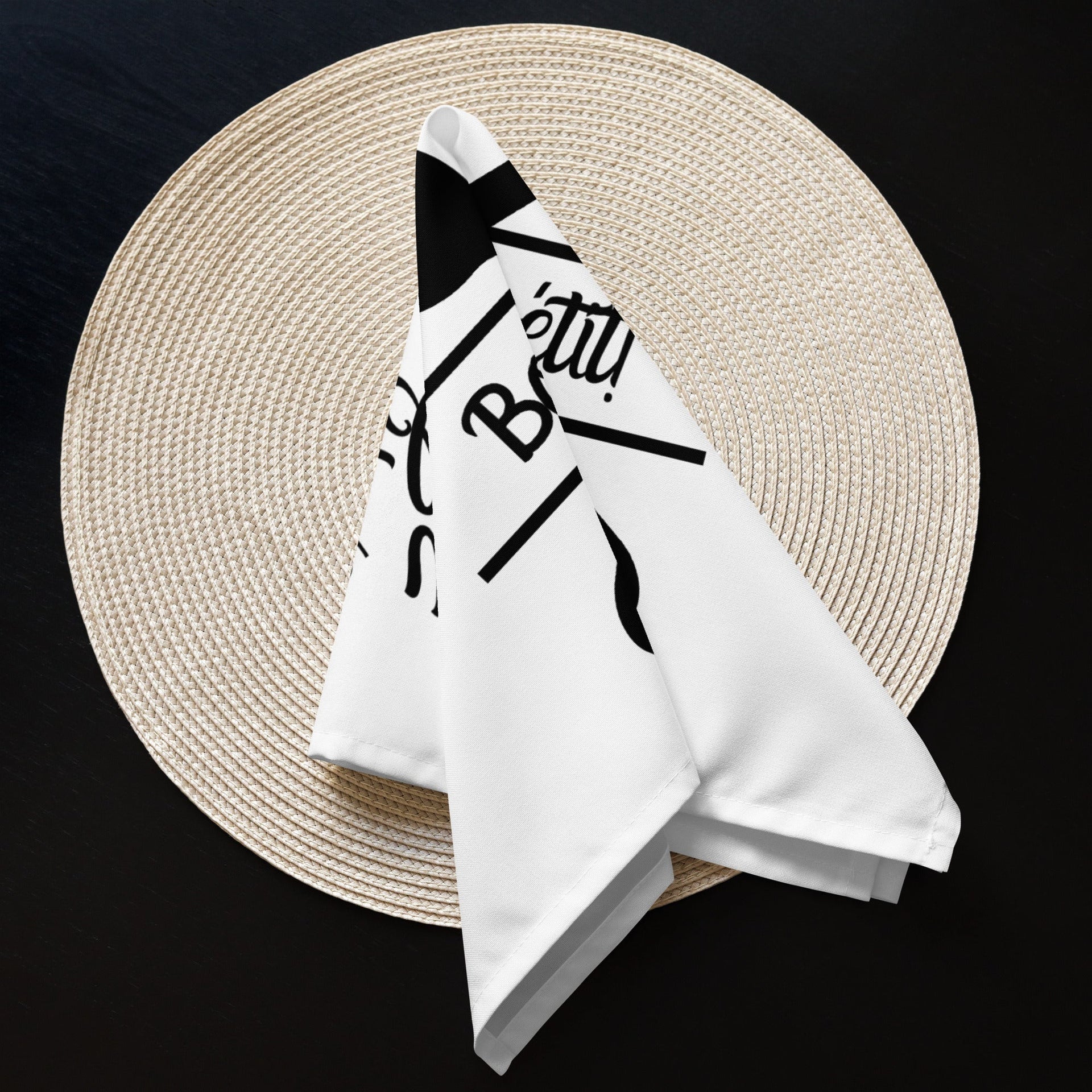 Home is Where the Kitchen Is Cloth Napkins, Kitchen Decor, Personalized Napkins, Dining Table Accessories, Housewarming Gift