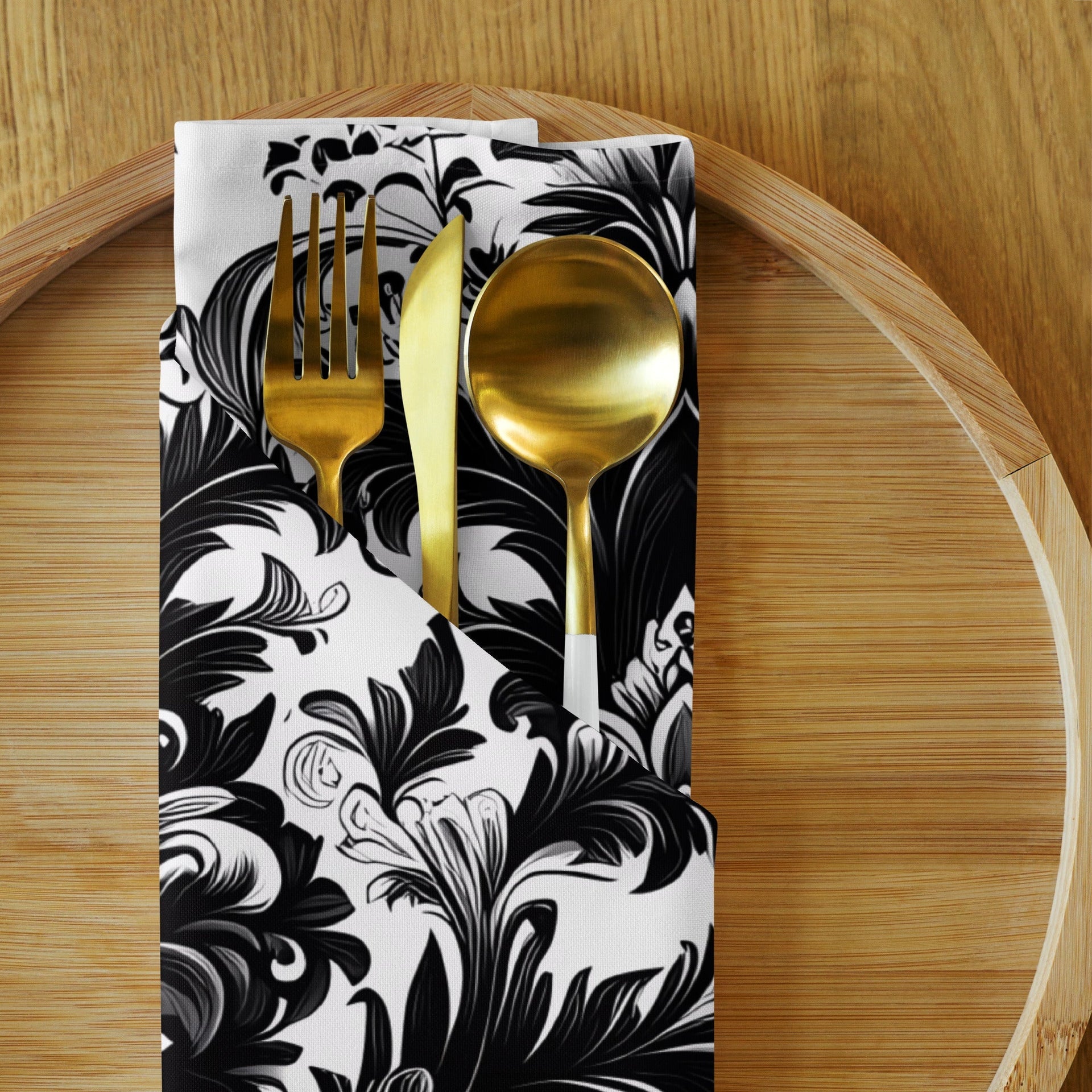 Black and White Damask Cloth Napkin Set – Elegant Reusable Fabric Napkins for Dining & Events