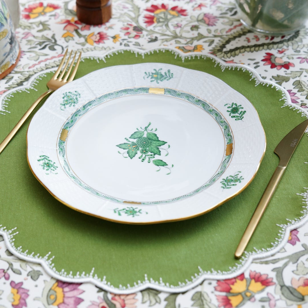 SPRING TABLE DECOR – CLOVER GREEN ROUND FABRIC PLACEMAT