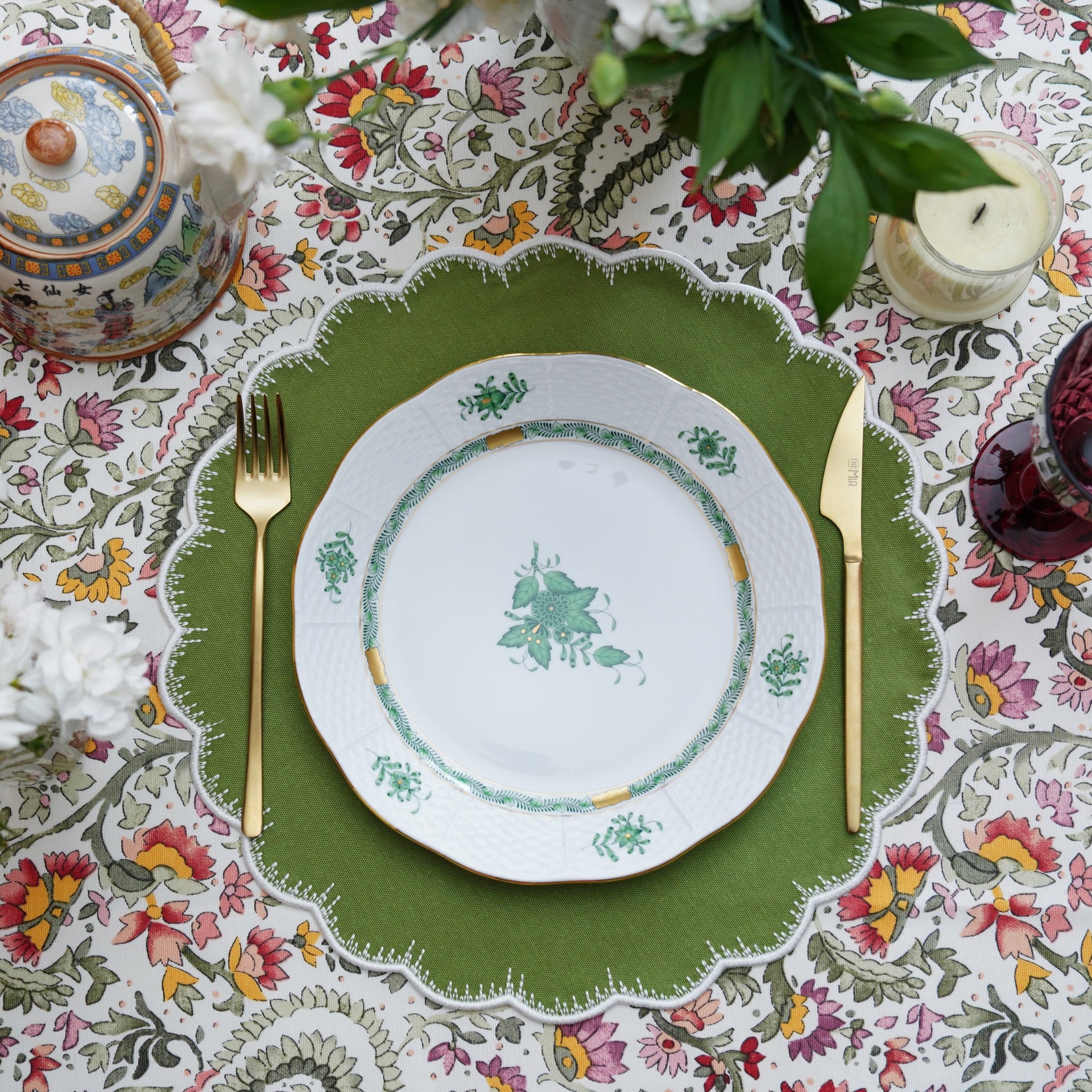 SPRING TABLE DECOR – CLOVER GREEN ROUND FABRIC PLACEMAT