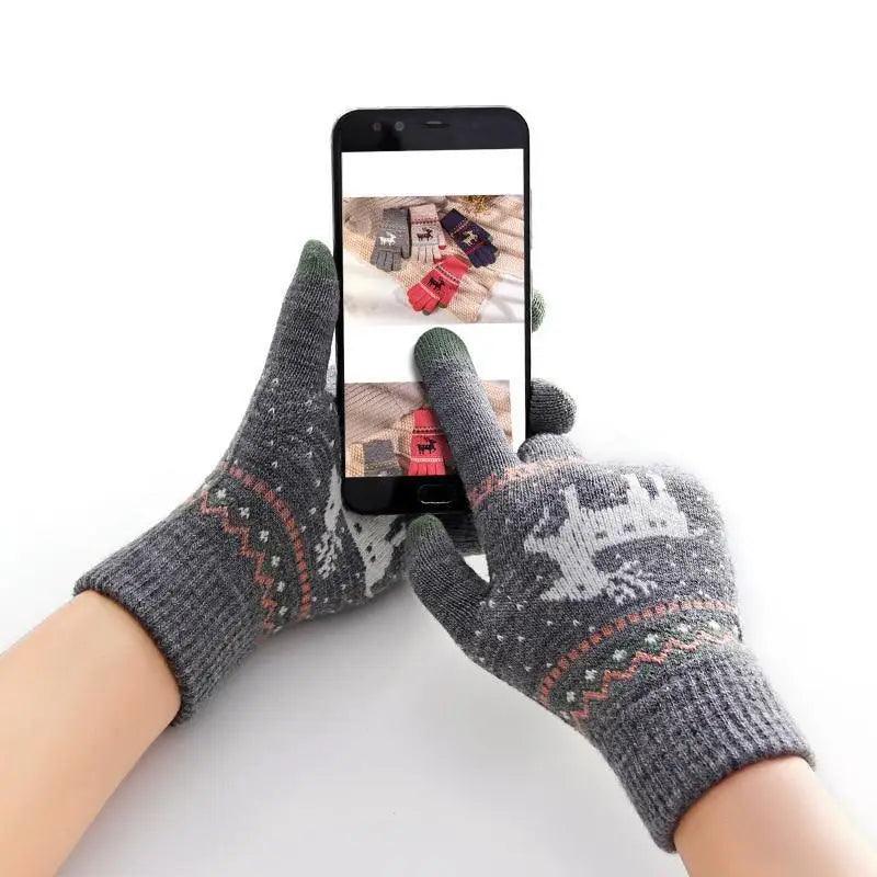 Colorful Christmas Deer Printed Warm Autumn Winter Comfortable Gloves For Men Women Cute Unisex Stylish Design Soft Full Finger Gloves