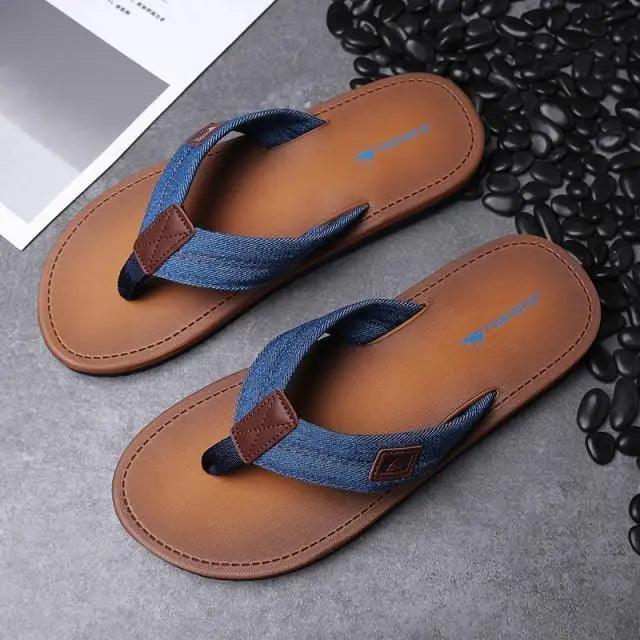 Comfortable Casual Summer Flip- Flops Men Beach Slippers Sandals Simple Luxury Design Indoor Non-Slip Black Flip Flops